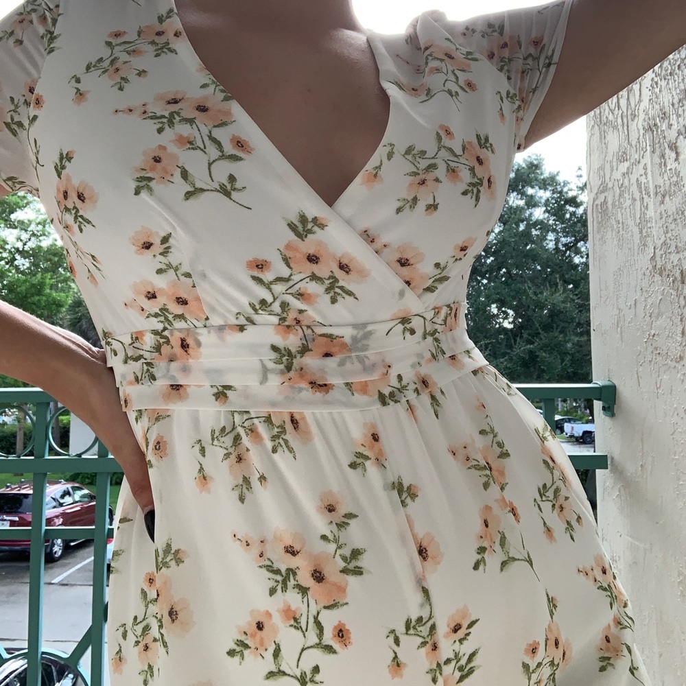 Cute F21 floral romper